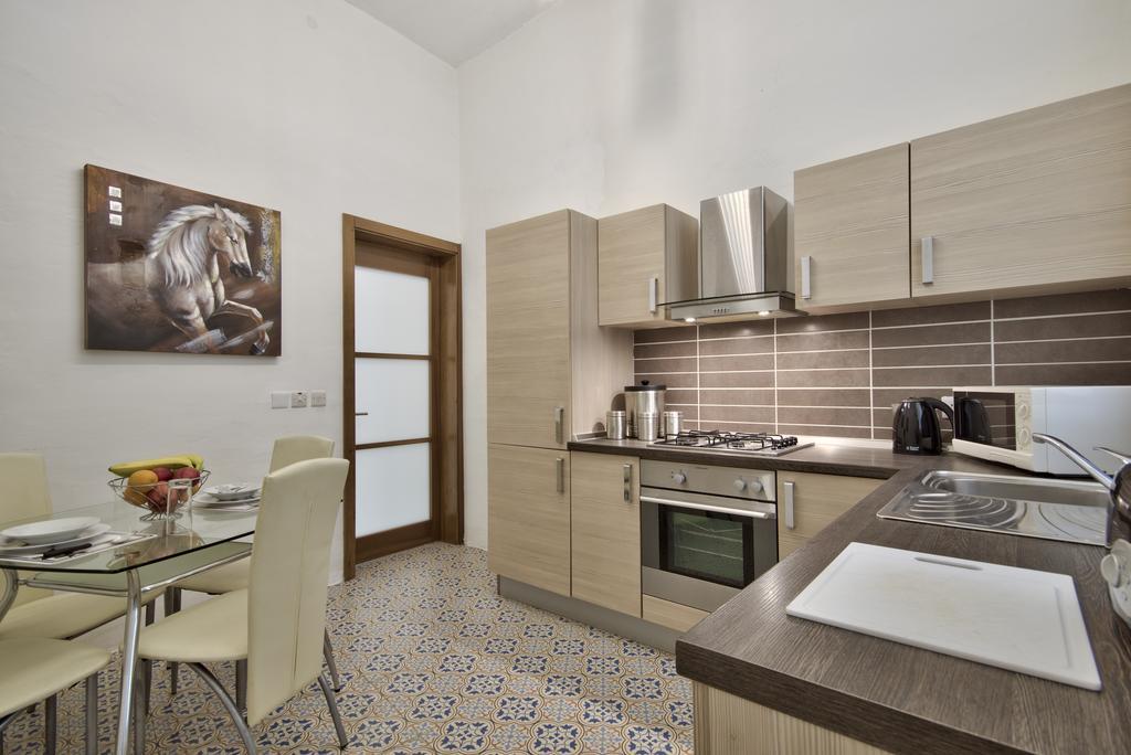Valletta Apartments 19 ภายนอก รูปภาพ