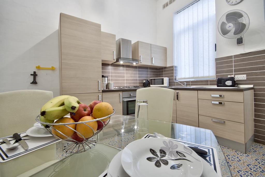 Valletta Apartments 19 ภายนอก รูปภาพ