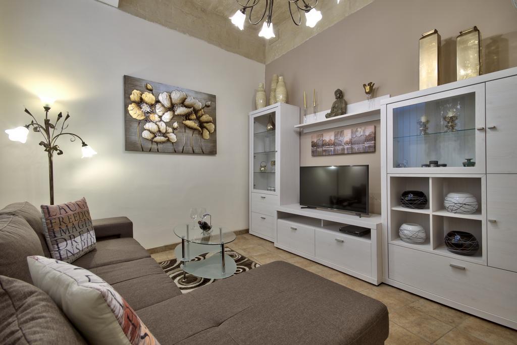 Valletta Apartments 19 ภายนอก รูปภาพ