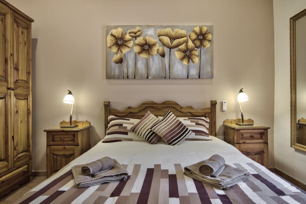 Valletta Apartments 19 ภายนอก รูปภาพ